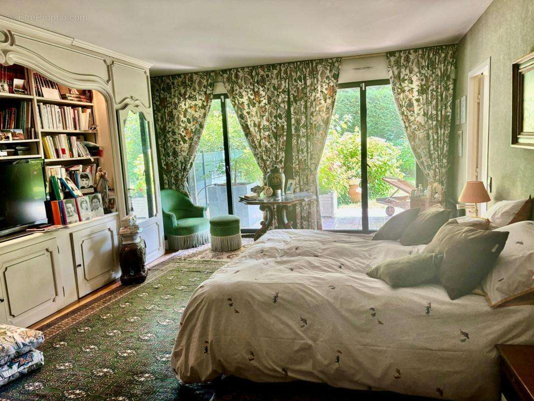 Appartement à NOGENT-SUR-MARNE