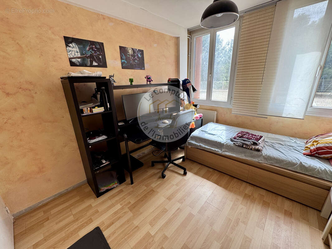 Appartement à MARSEILLE-9E