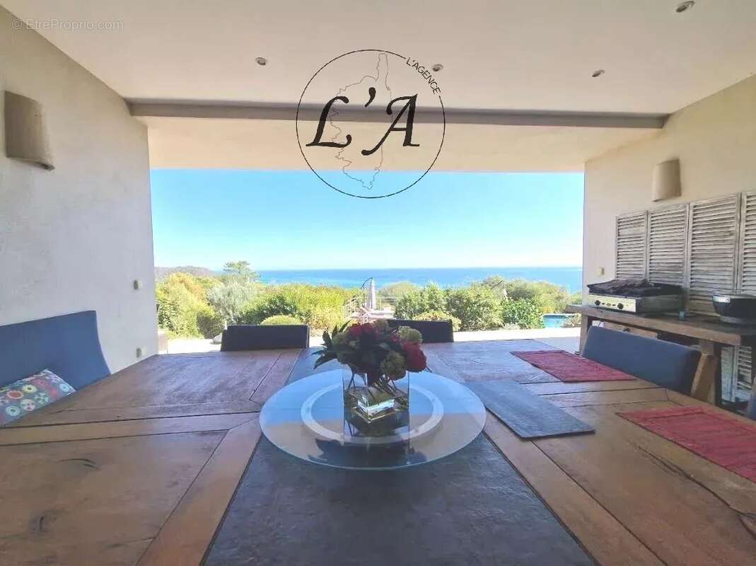 Maison à PORTO-VECCHIO