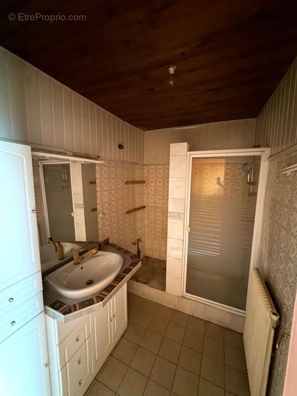 Maison à PARAY-LE-MONIAL