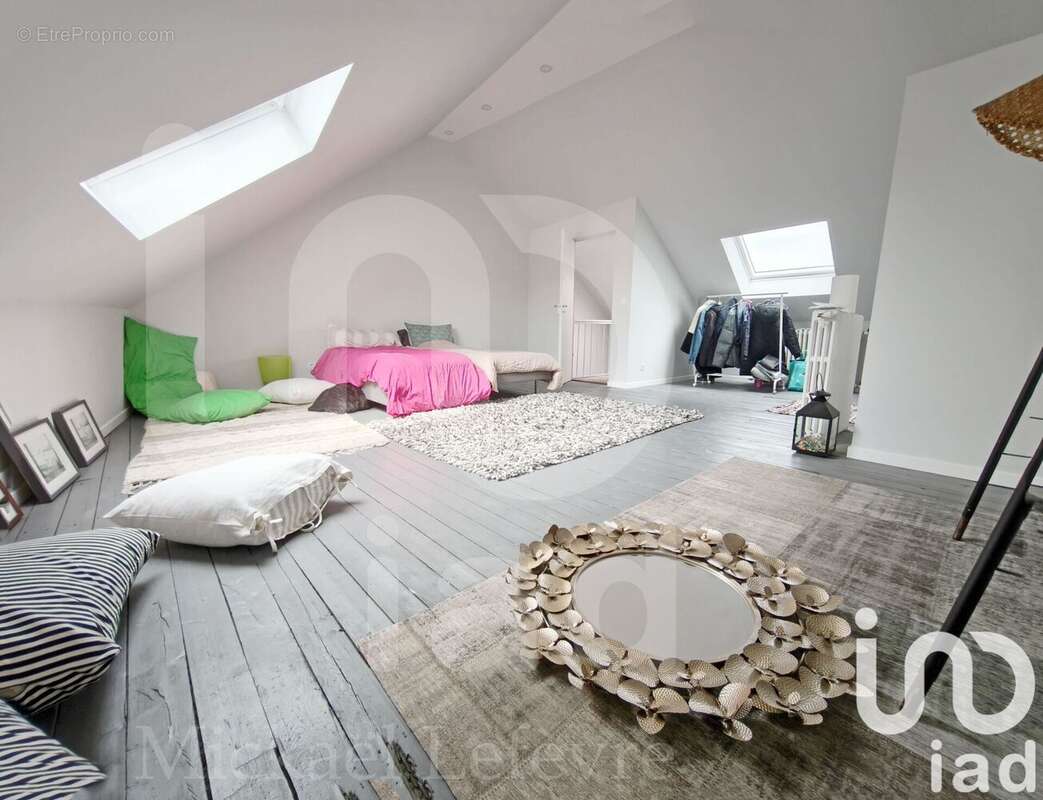 Photo 2 - Maison à REIMS