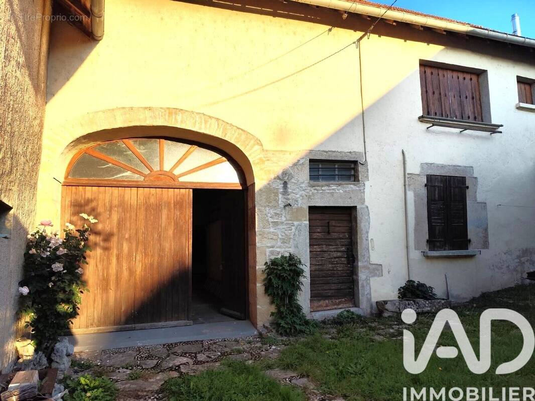 Photo 1 - Maison à SCEY-SUR-SAONE-ET-SAINT-ALBIN