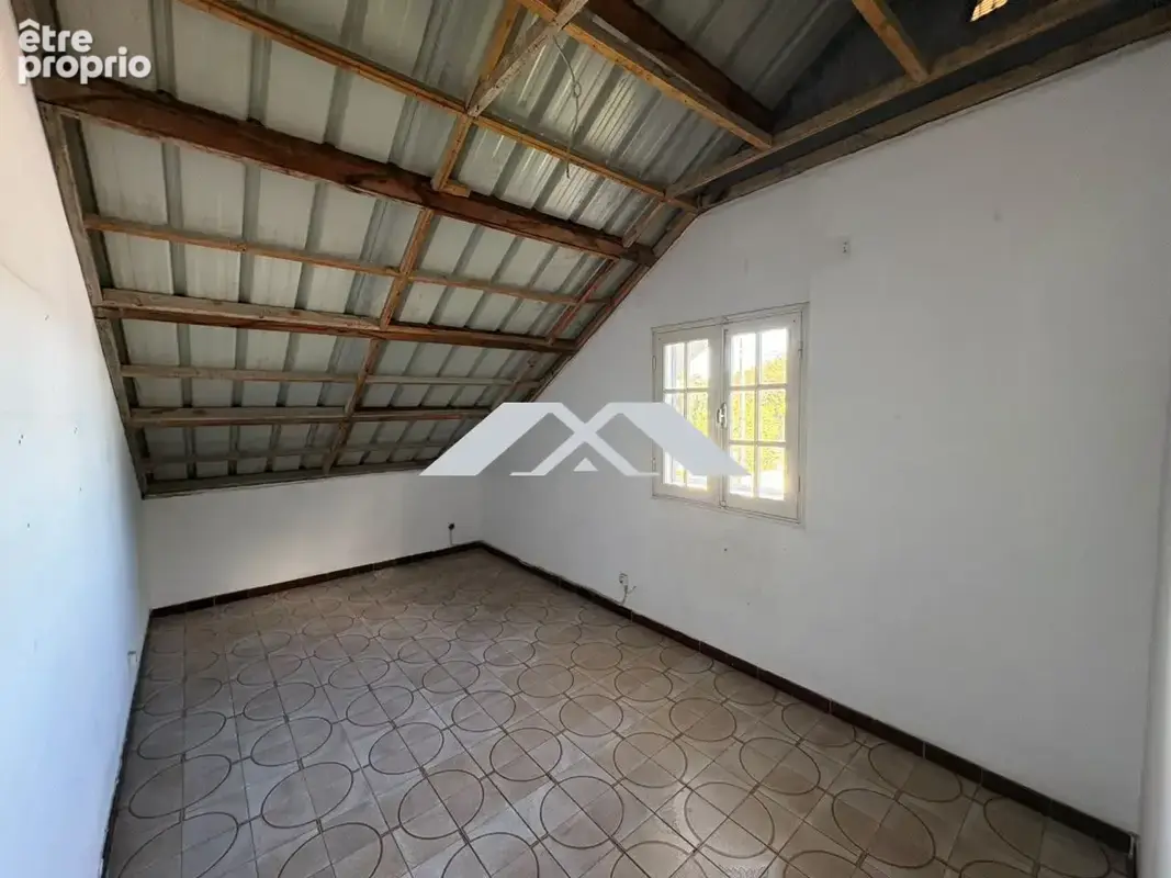 Maison 120 m² à Saint-Joseph  - photo 9