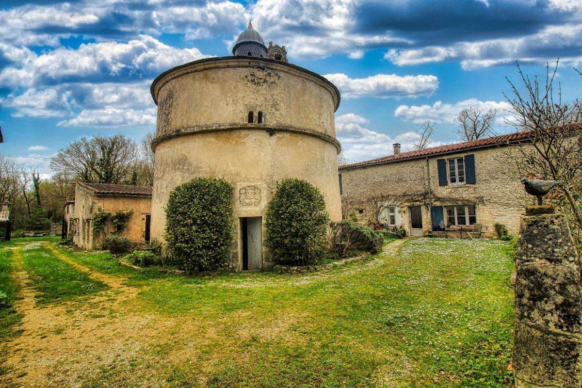 Maison à MAZERAY