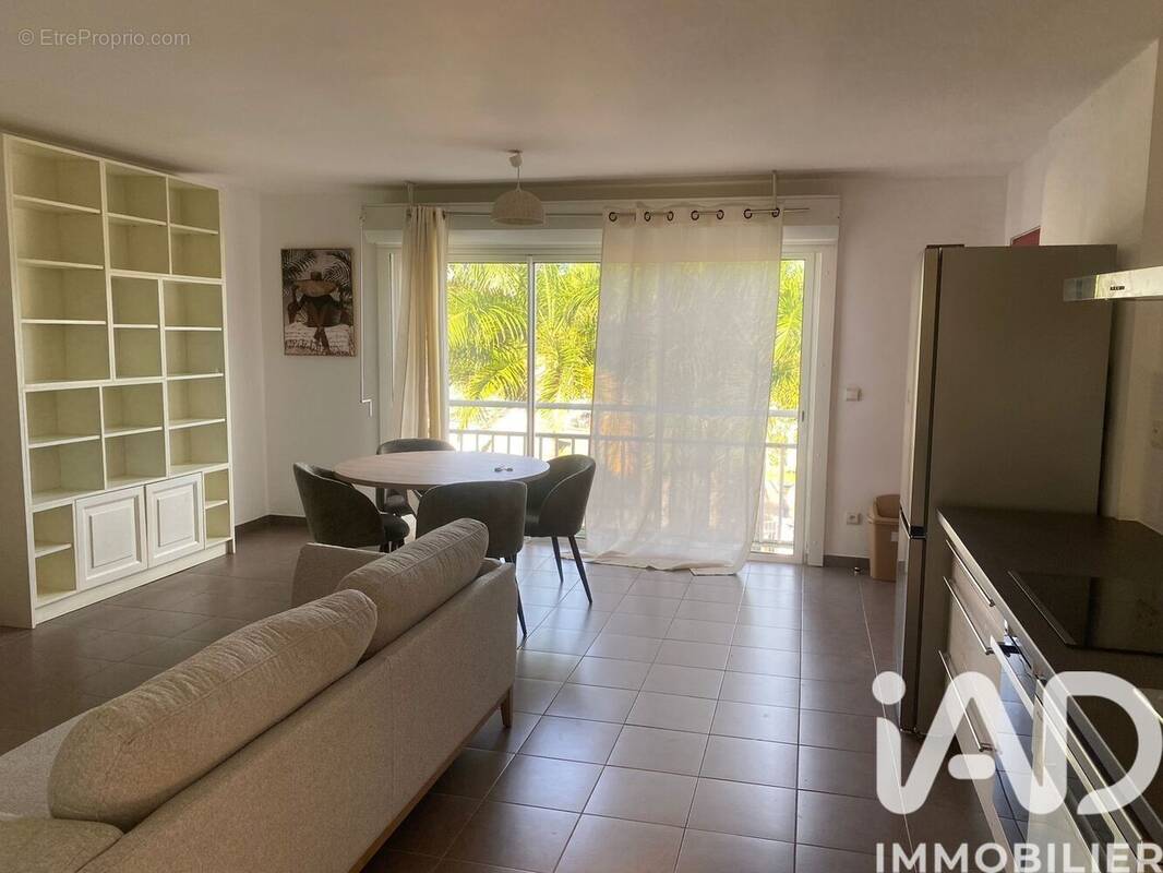 Photo 1 - Appartement à BAIE-MAHAULT
