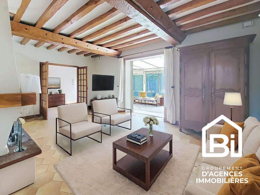 Maison à COLLEVILLE-MONTGOMERY