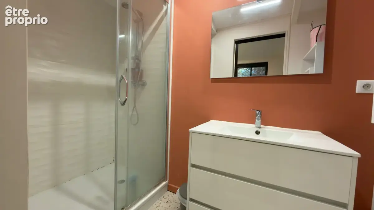 Hôtel de Ville - Appartement avec jardin - photo 3