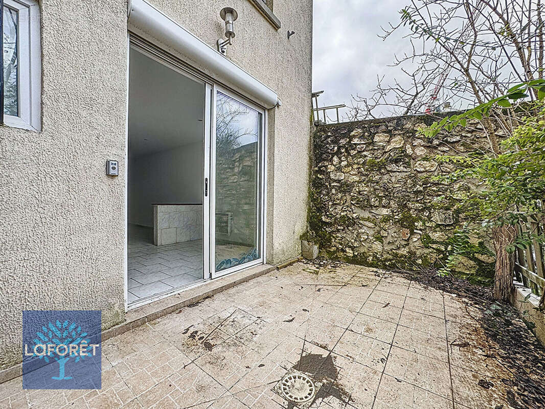 Appartement à DAMMARIE-LES-LYS