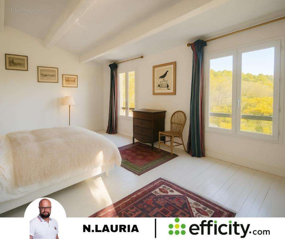 Maison à LA TOUR-D&#039;AIGUES