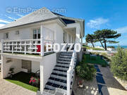 Maison à DONVILLE-LES-BAINS