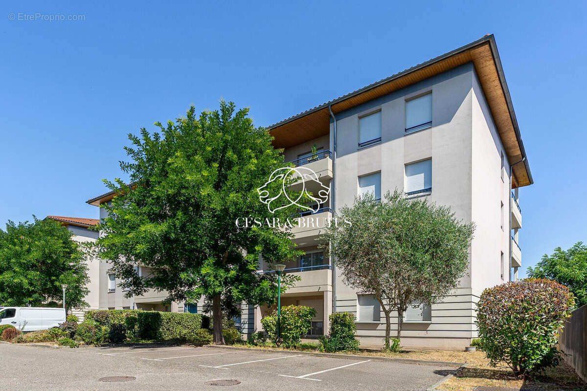 Appartement à L'ISLE-D'ABEAU