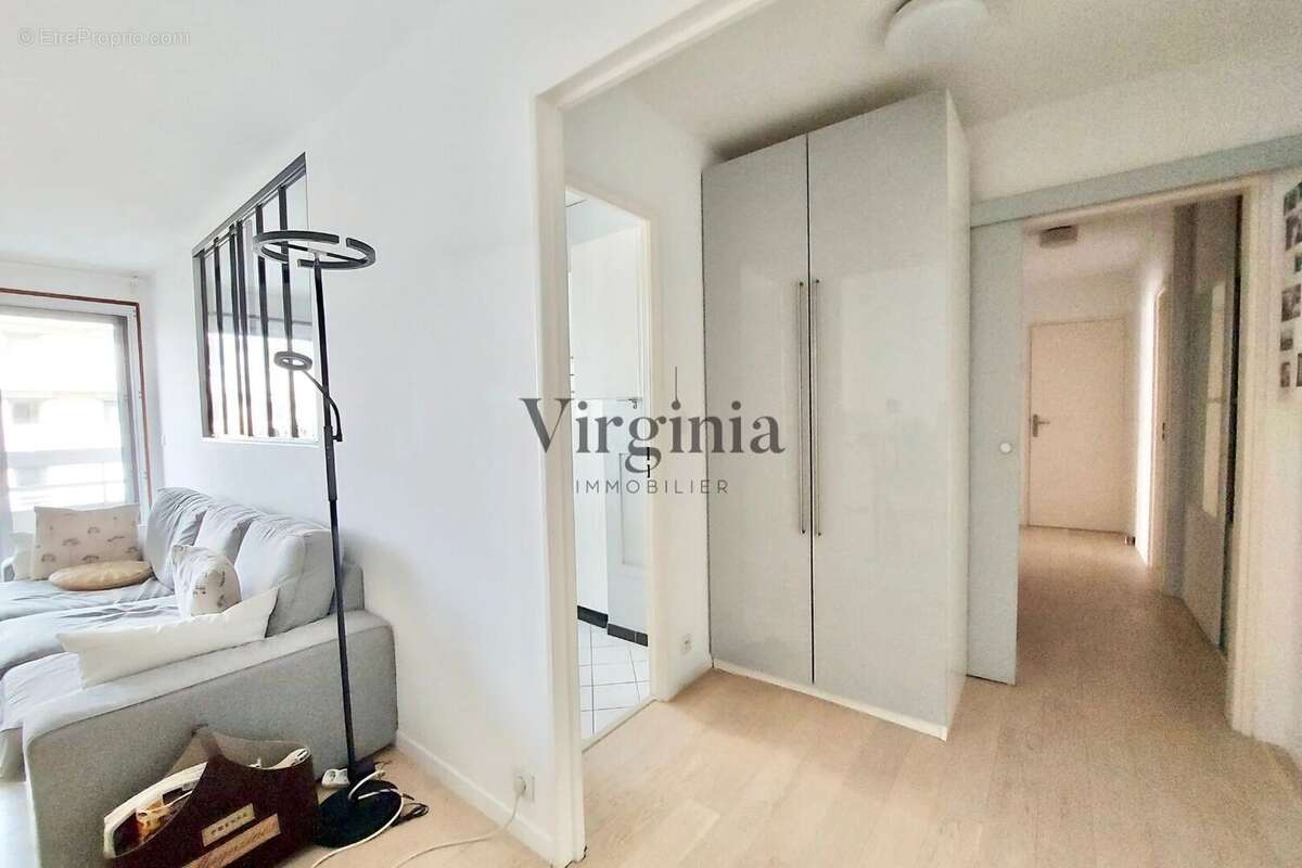 Appartement à CHARENTON-LE-PONT