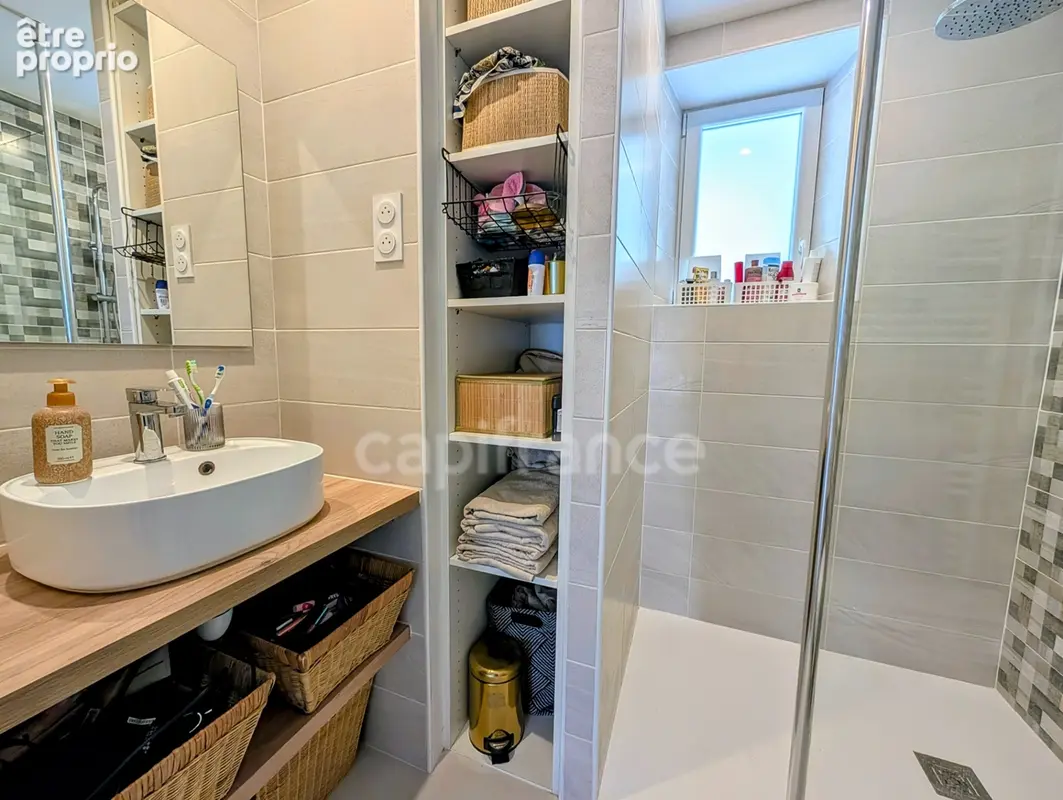 GUIPAVAS – Maison familiale non mitoyenne – 5 chambres – Rénovation complète – Écoles et commerces à pied - photo 6