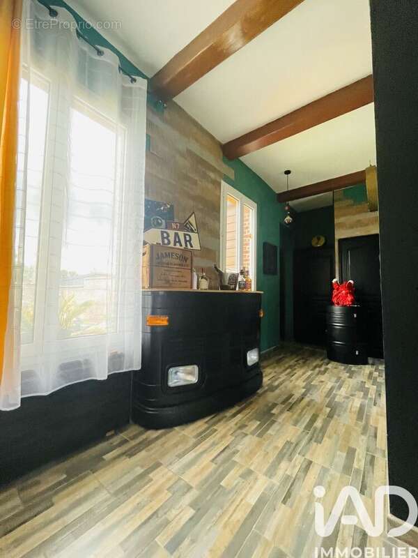 Photo 5