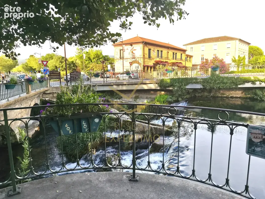 Appartement à L'ISLE-SUR-LA-SORGUE