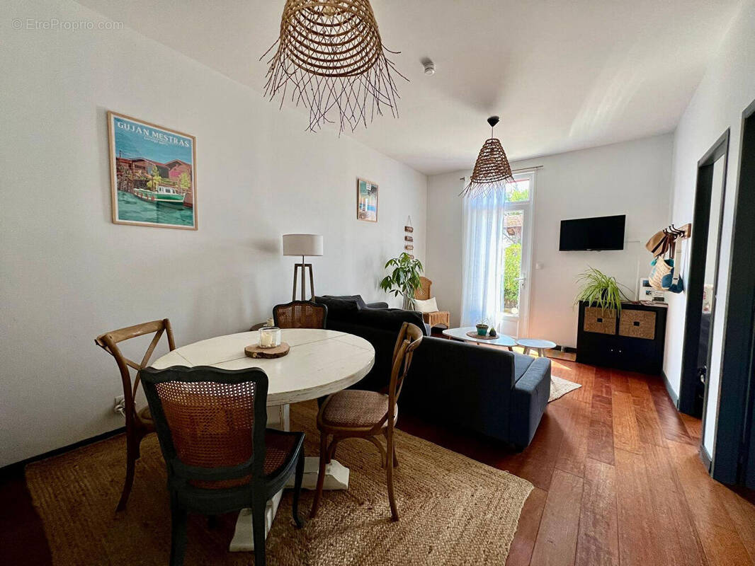 Maison à GUJAN-MESTRAS