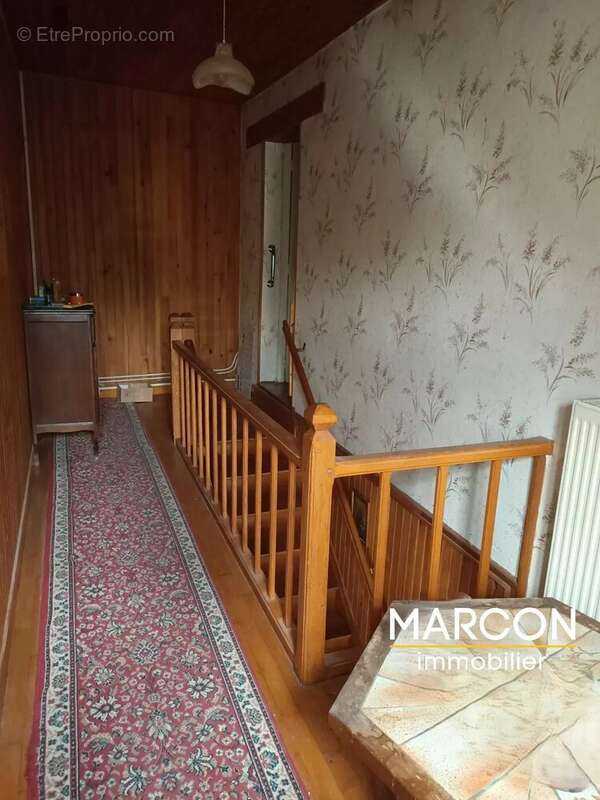 Maison à LE DONZEIL