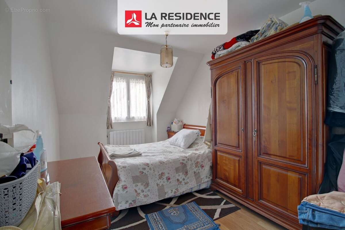 Maison à LES MUREAUX