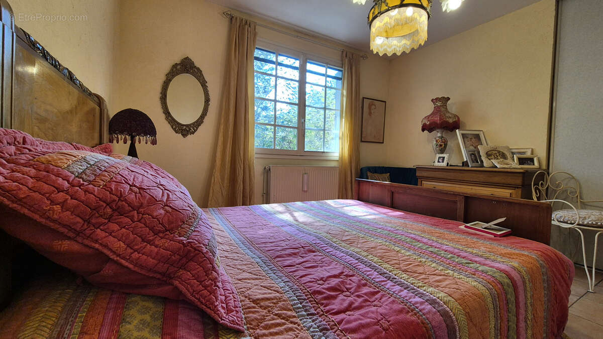 Maison à CHATILLON-SAINT-JEAN