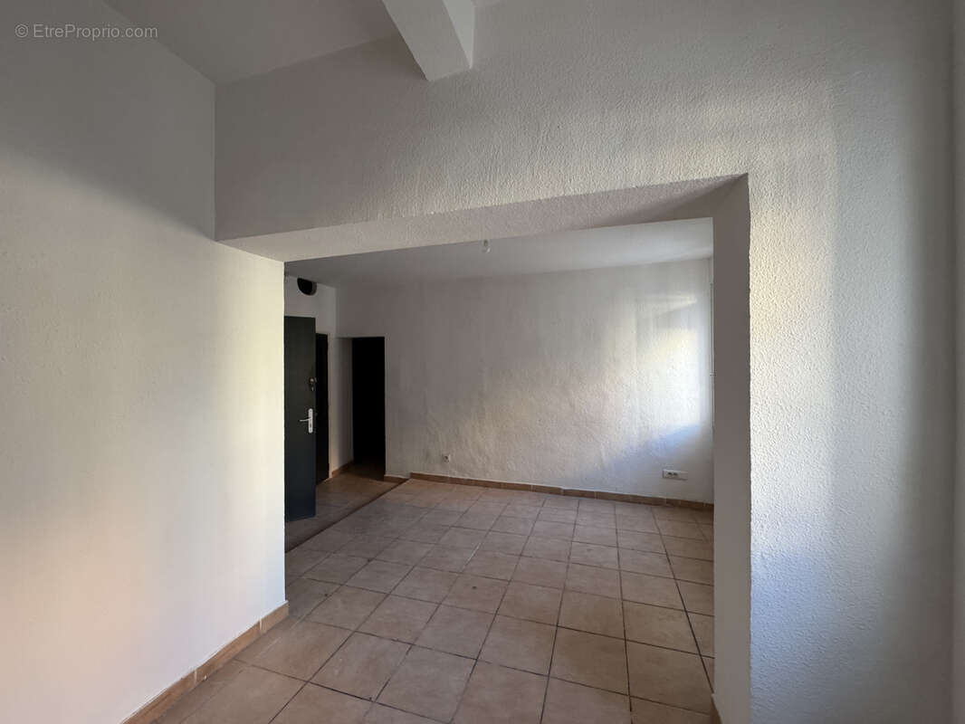 Appartement à COURSAN