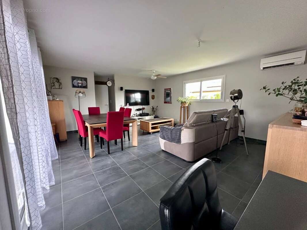 Maison à HAGETMAU
