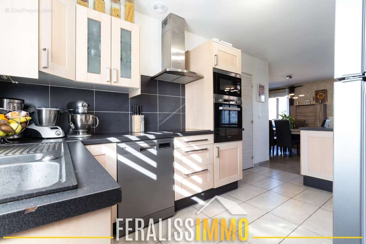 Maison à COURDIMANCHE