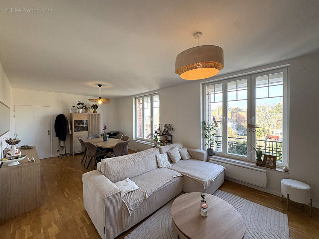 Appartement à CHARLEVILLE-MEZIERES