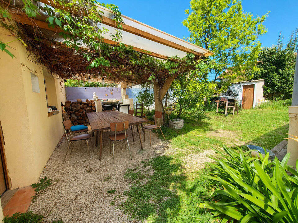 Marignane maison de plain pied 105 m2 - Maison à MARIGNANE