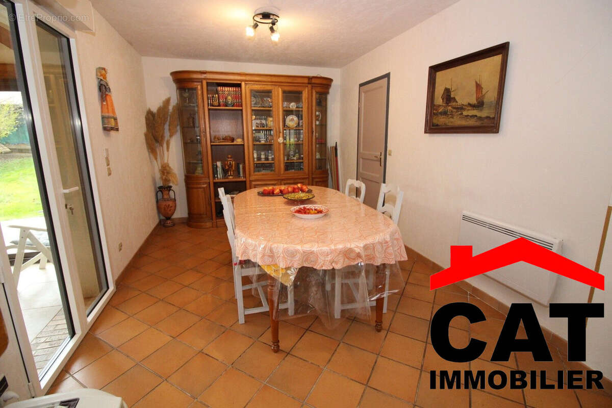 Maison à VERNOU-LA-CELLE-SUR-SEINE