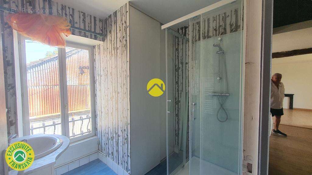 Appartement à LA CHARITE-SUR-LOIRE