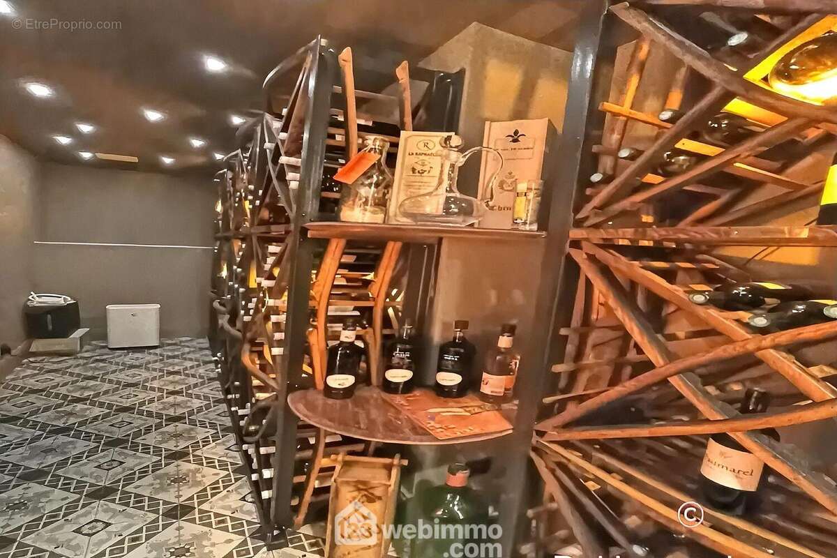 Cave - Maison à CHALONNES-SUR-LOIRE