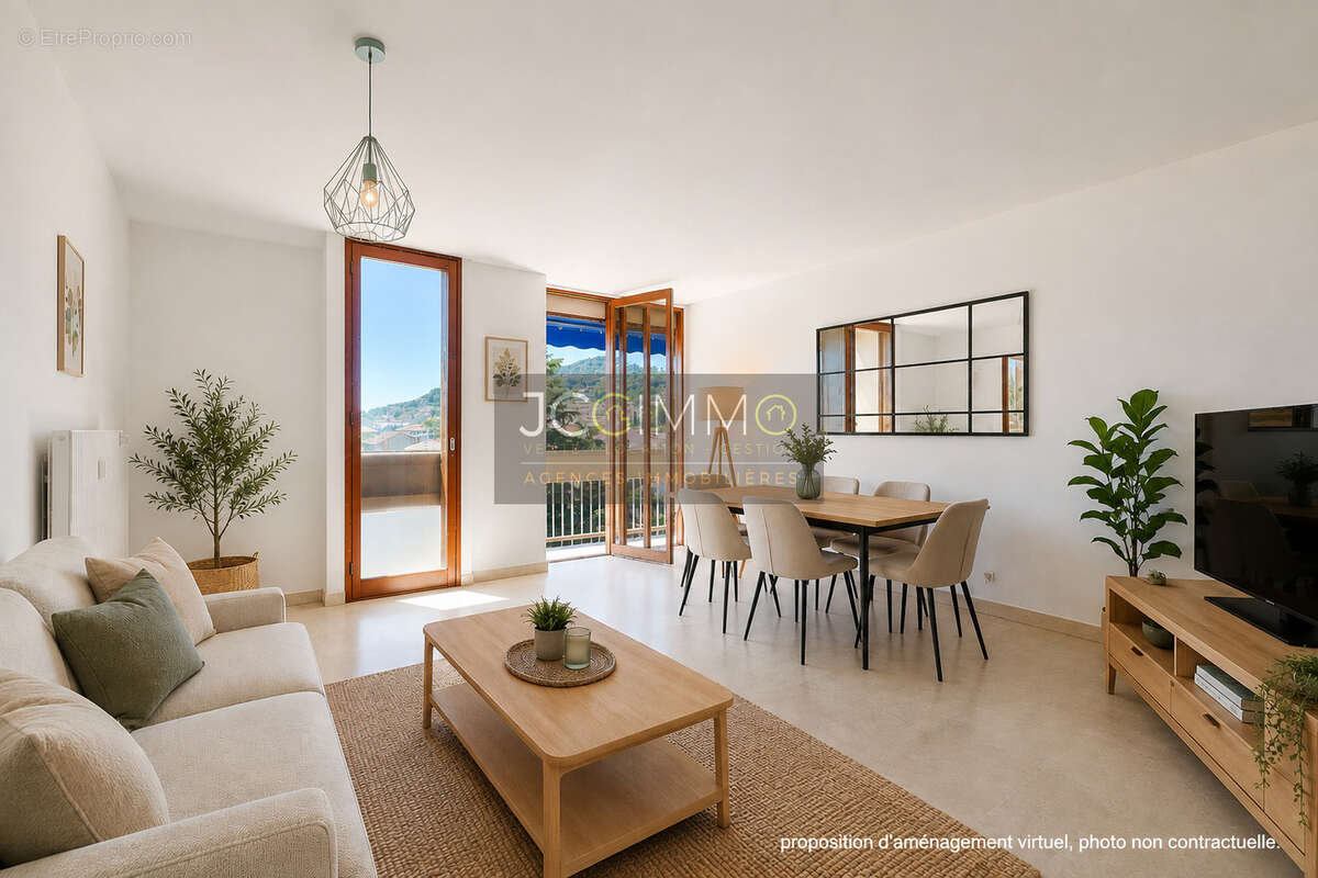 Appartement à HYERES