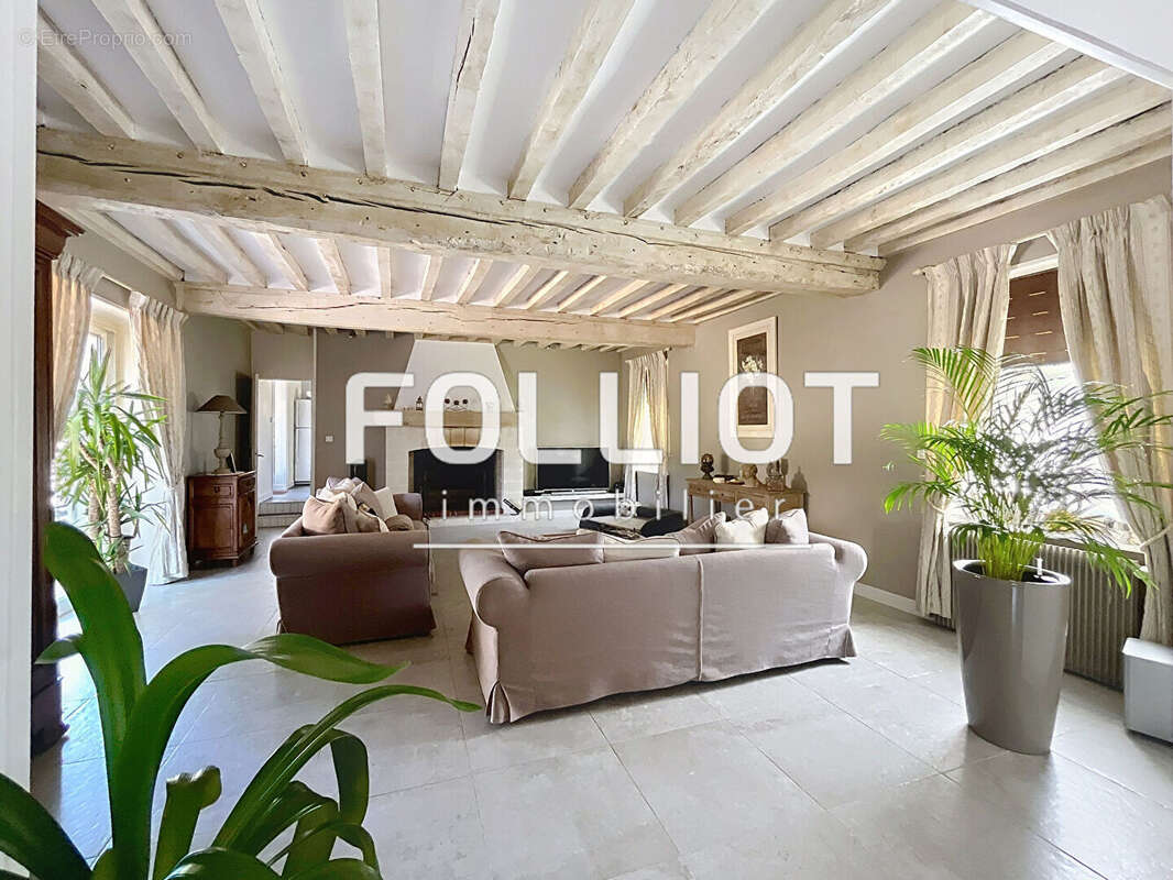 Maison à SAINT-PIERRE-DU-BU