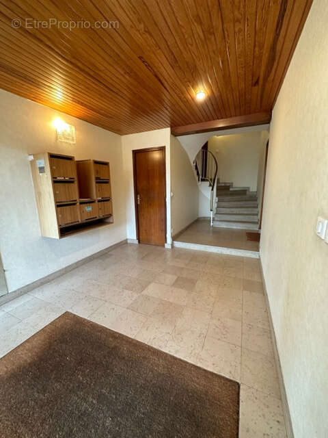 Appartement à BURES-SUR-YVETTE