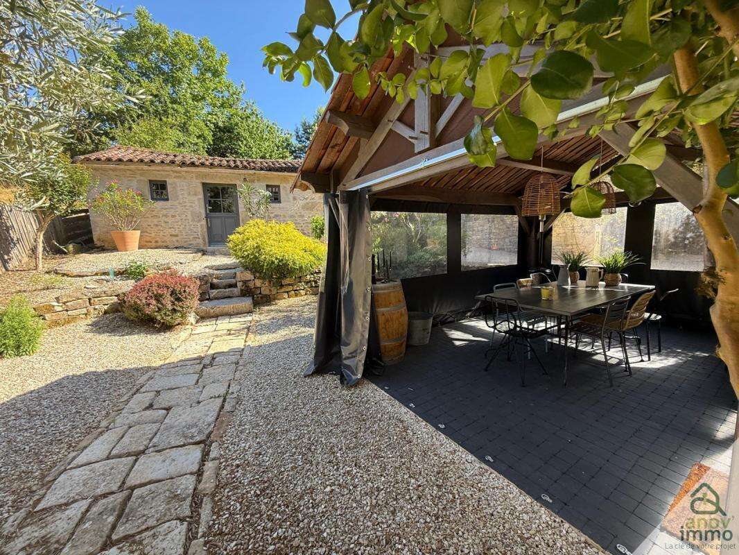 Maison à NANTEUIL-EN-VALLEE
