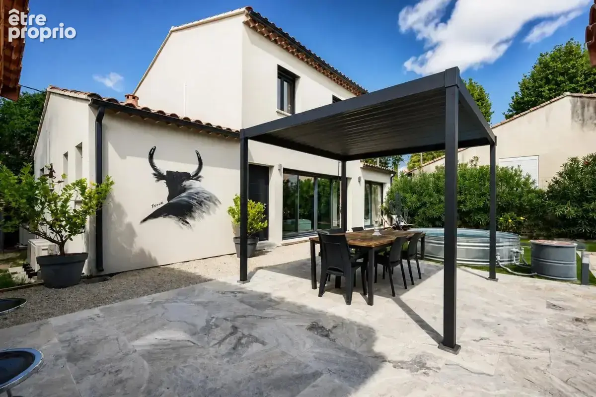 Maison de 5 pièces de 118 m² à Saint-Étienne-du-Grès - photo 15
