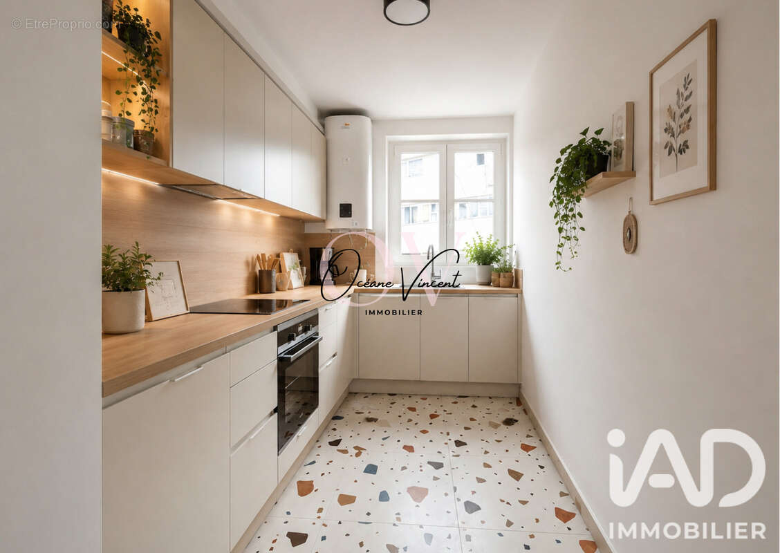 Appartement 45 m² à Saint-Denis  - photo 6