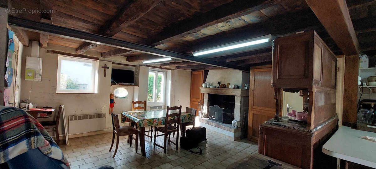 Maison à CHIRAC