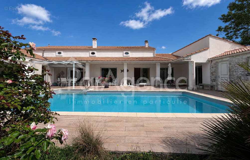 Maison familiale avec piscine - photo 32