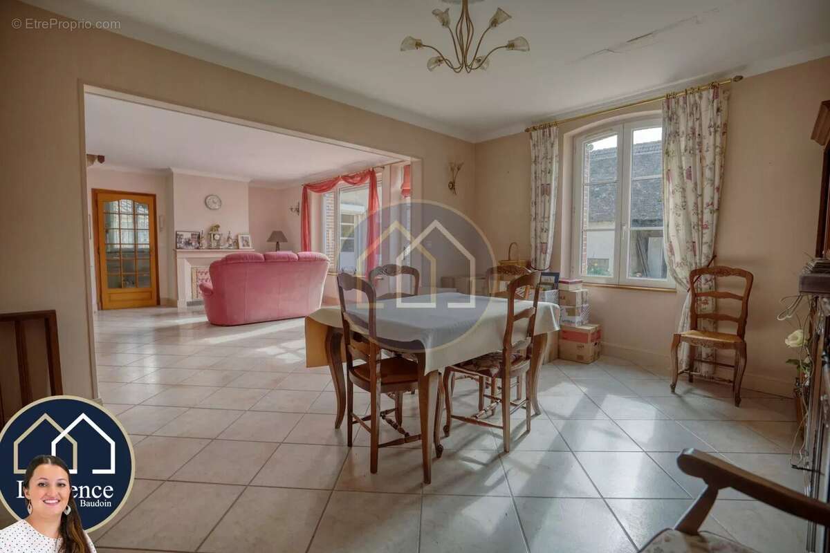 Maison à NOGENT-LE-ROI