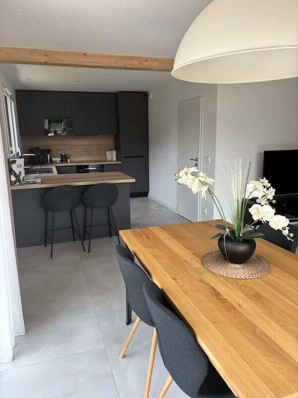Maison 104 m² à Alby-Sur-Cheran  - photo 5