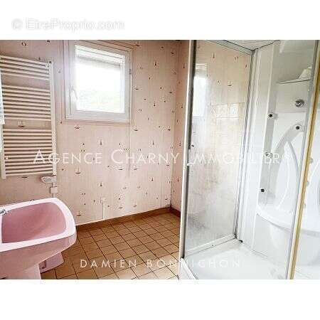 Maison 114 m² à Chambeugle  - photo 7