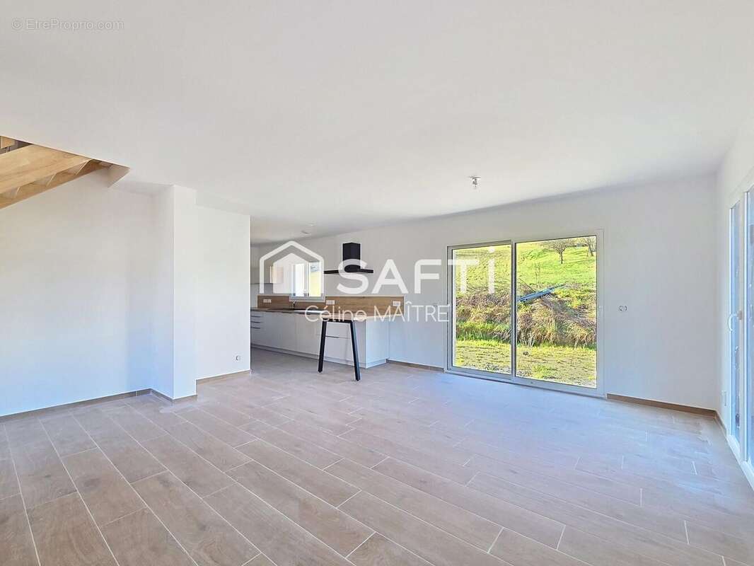 Maison 98 m² à Etercy  - photo 3