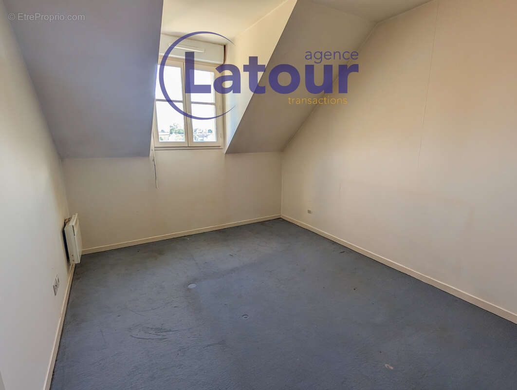 Appartement à HOUDAN