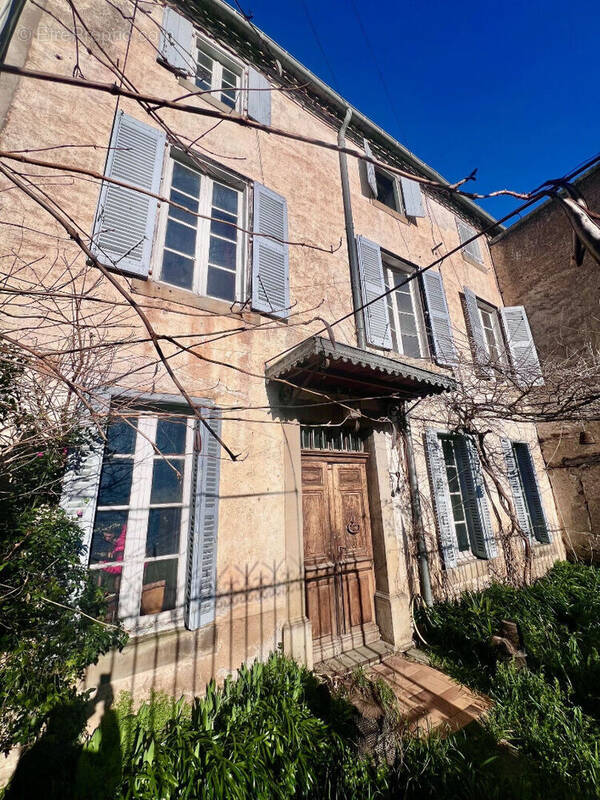 Maison à VILLENEUVE-MINERVOIS