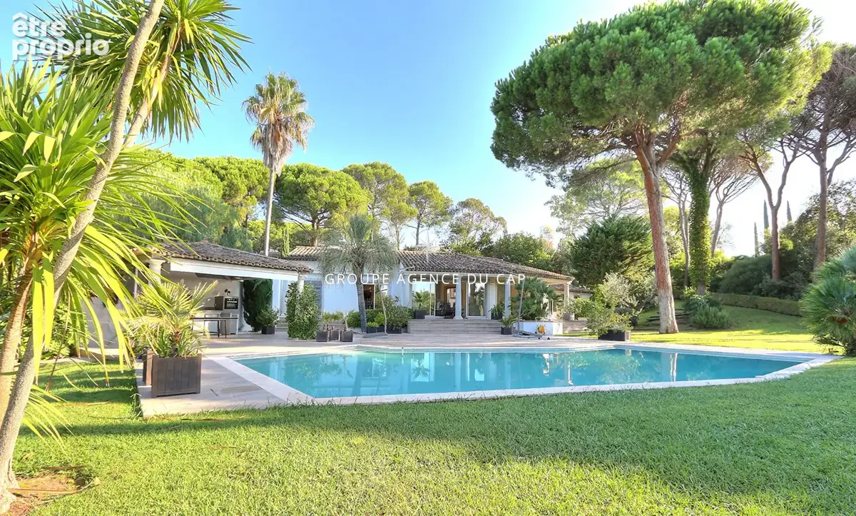 Photo Maison à Saint-Raphael au prix de 2 390 000€