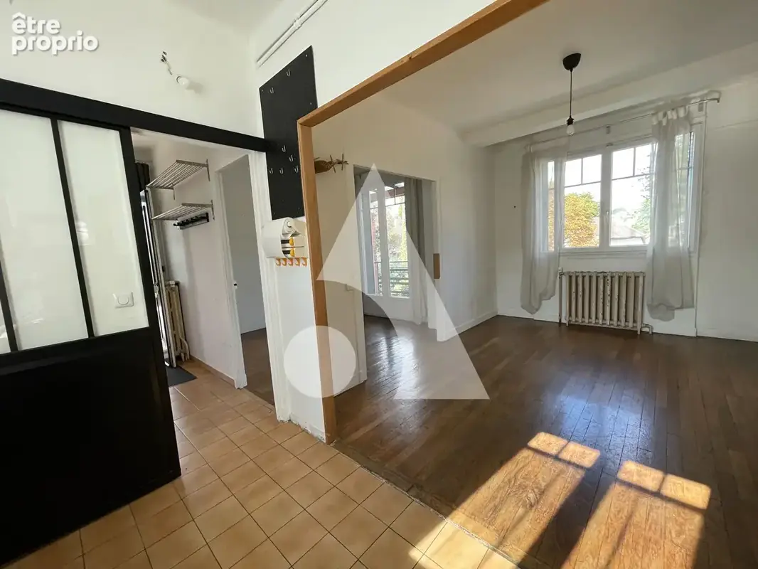 Maison Sucy En Brie - 4 pièce(s)- 10 MIN RER A - Indépendante - photo 4