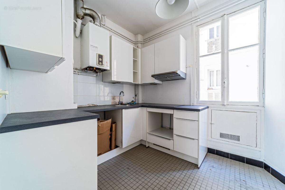 Appartement - 61 m² - Paris (75) - photo 4