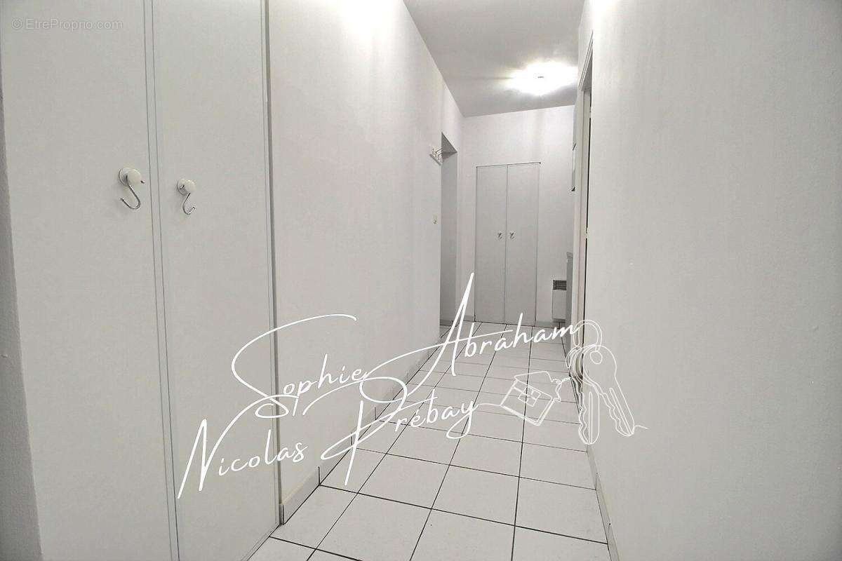 Appartement à TOURY