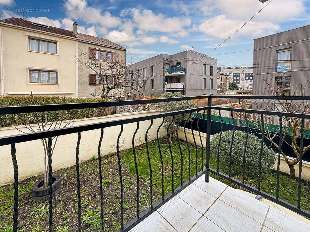 Maison à MONTREUIL